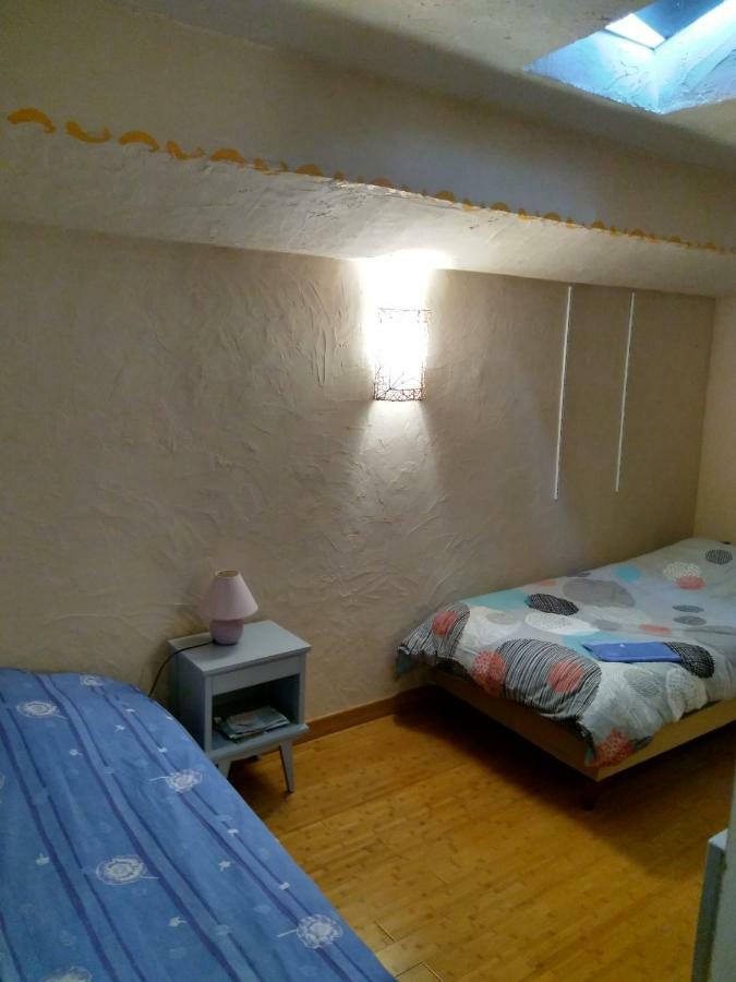 Appartement au calme Centre Ville à 2 pas du vieux marché La Rochelle  Exterior foto